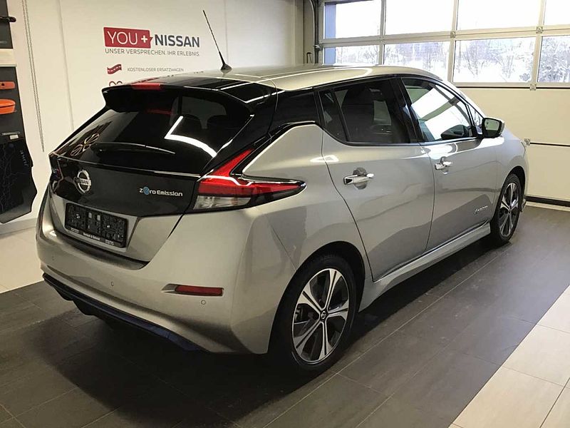 Nissan Leaf 40 kWh Automatik - Tekna - Leder, BOSE