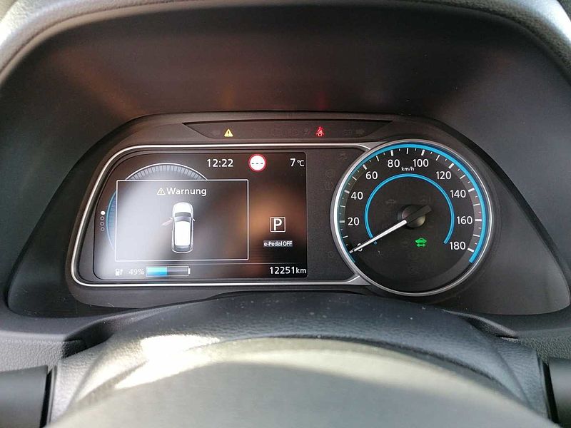 Nissan Leaf 40 kWh Klima, Kamera, Nebels. - Acenta