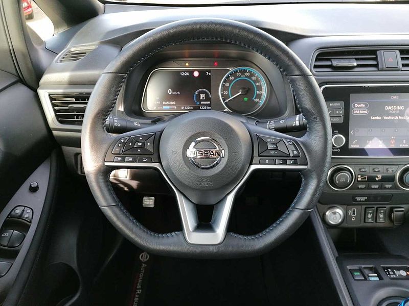 Nissan Leaf 40 kWh Klima, Kamera, Nebels. - Acenta