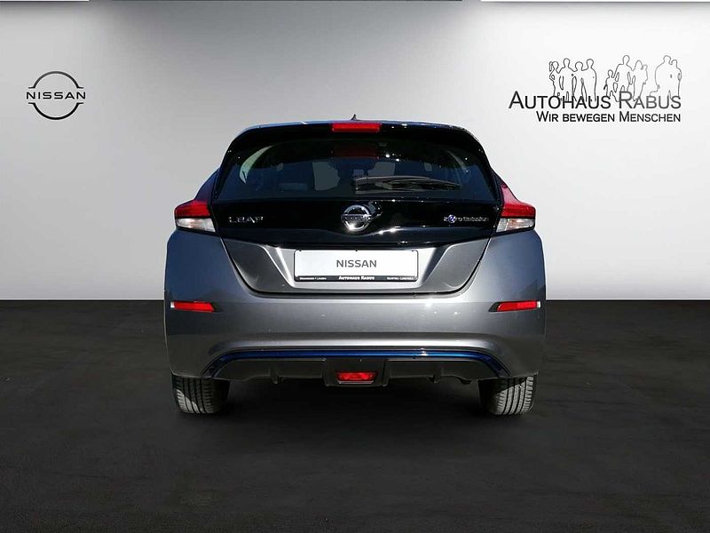 Nissan Leaf Acenta 40 KWh 150 PS Navi Sitzheiz. R-Kamera